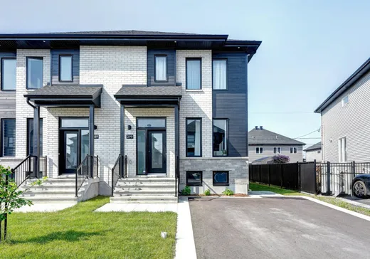 Maison à vendre - 299 Rue Pierre-Brot, Lavaltrie, J5T 0K5