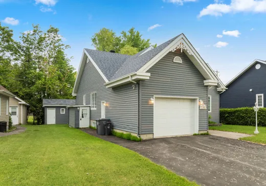 Maison à vendre - 1285 Rue Dr Olivier-M.-Gendron, Berthierville, J0K 1A0