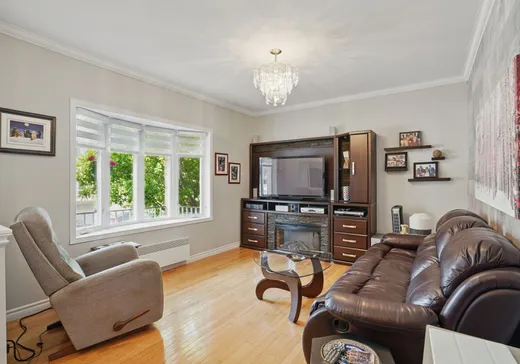 Maison à vendre - 11383 Av. de Bruxelles, Montréal (Nord), H1H 4S3