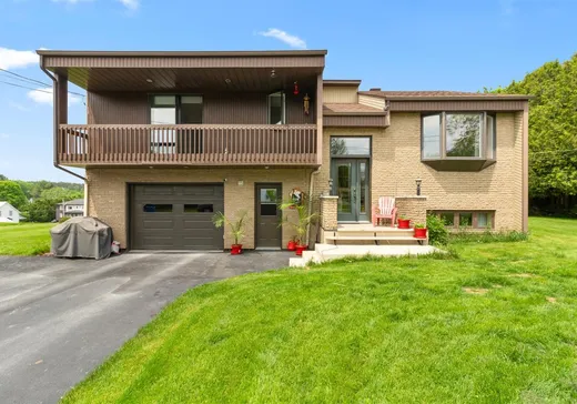 Maison à étages à vendre - 1618 12e Rue Ouest, Saint-Côme-Linière, G0M1J0