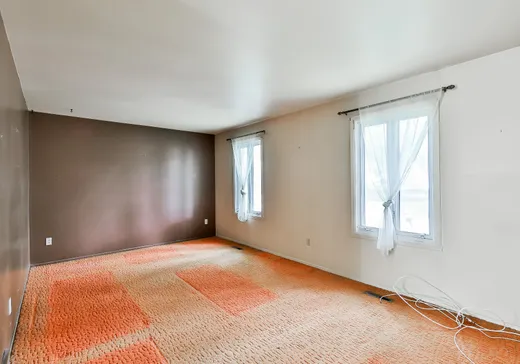 Maison à vendre - 33 Av. de Mey, Lorraine, J6Z 3T7