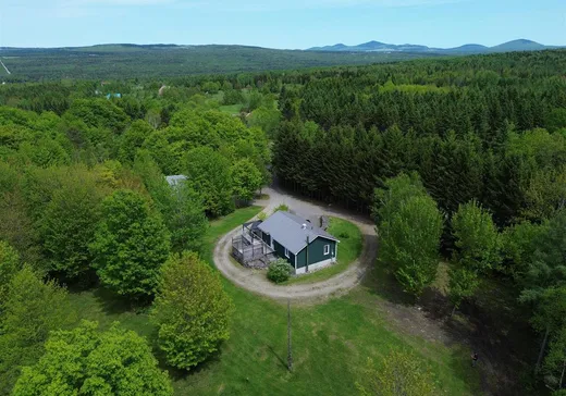 Maison à vendre - 552 Route 108, St-Romain, G0Y 1L0