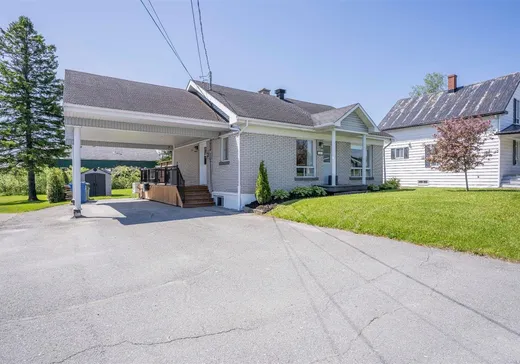 Bungalow à vendre - 27 Av. du Pont O., Saint-Martin, G0M1B0