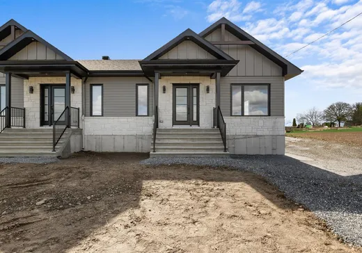 Bungalow à vendre - 503B Route 277, St-Malachie, G0R4L0