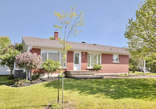 Bungalow à vendre - 14 Rue Roy, Victoriaville, G6P3V2