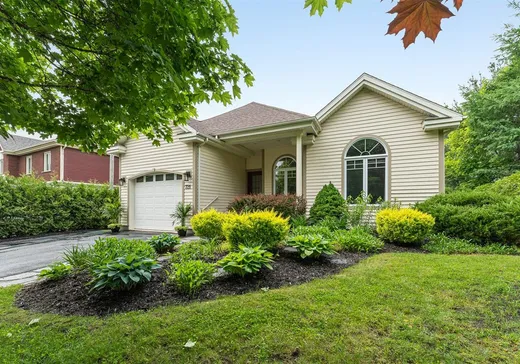 Maison à vendre - 721 Rue Bouhier, Magog, J1X 7K8