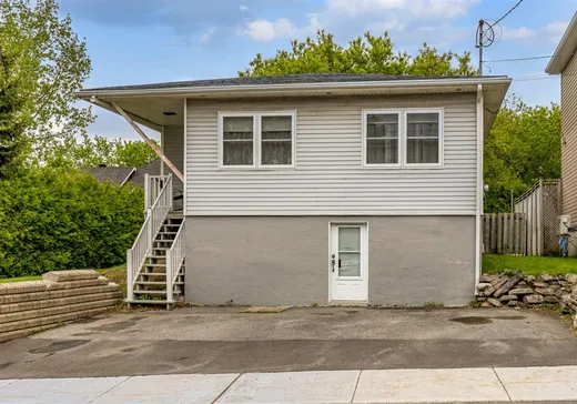 Bungalow à vendre - 108 Rue Principale S., Delson, J5B1Z8