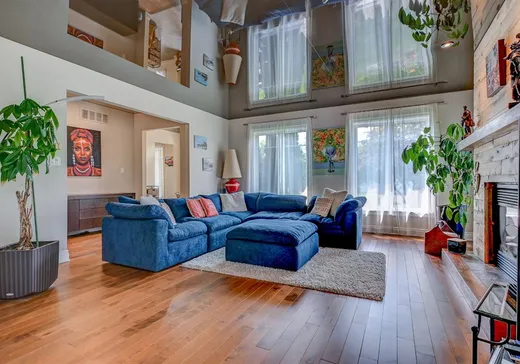 Maison à vendre - 9 Av. des Faucons, Saint-Sauveur, J0R 1R4