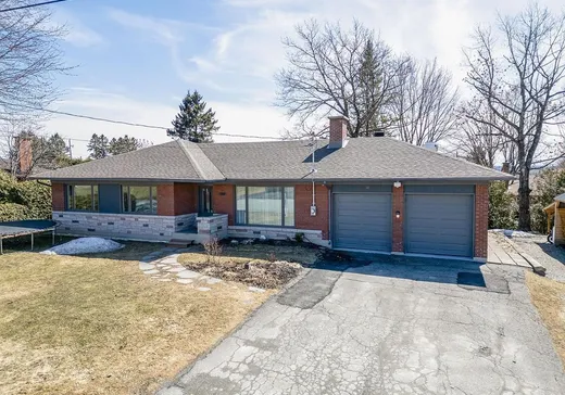 Maison à vendre - 155 Rue Dufresne, East Angus, J0B 1R0