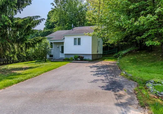 Bungalow à vendre - 9 Rue Ellson, Knowlton, J0E1V0