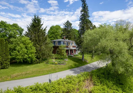 Maison à vendre - 325 Ch. de la Rivière, Saint-Félix-de-Kingsey, J0B 2T0