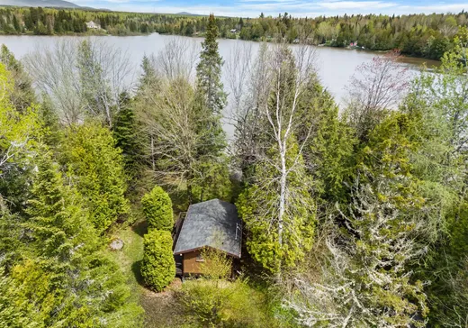 Two or more stories for sale - 4042 Ch. du Lac-de-l'Orignal, Frontenac, G6B2S3