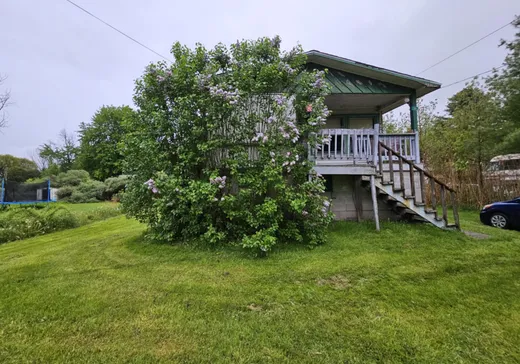Maison à vendre - 74 Rue Kidder, Saint-Georges-de-Clarenceville, J0J 1B0