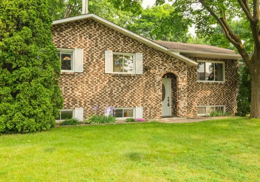 Maison à étages à vendre - 1180 Rue Paquette, Brossard, J4W2R5