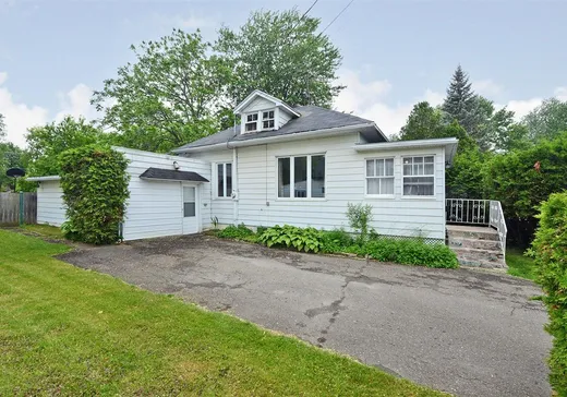 Maison à vendre - 44 Rue St-Jean, Châteauguay, J6J 2X7