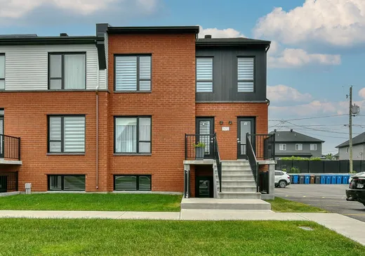 Condo à vendre - 3170 Rue André, Sainte-Marthe-sur-le-Lac, J0N1P0