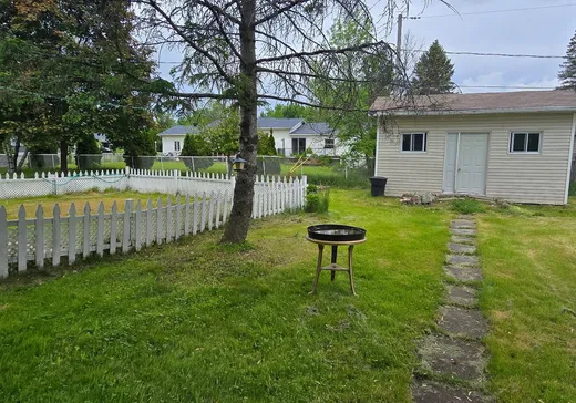 House for sale - 216 Rue Prairie, Saint-Jean-sur-Richelieu, J2Y 1G2