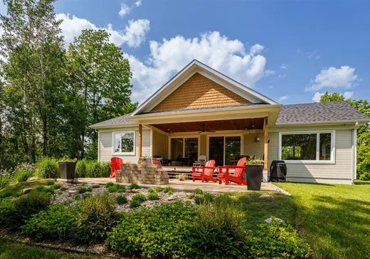 Maison à vendre - 1100 Ch. des Diligences, Eastman, J0E 1P0