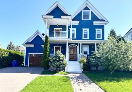 Maison à étages à vendre - 3020 Rue Cécile-Piché, Carignan, J3L6Y6
