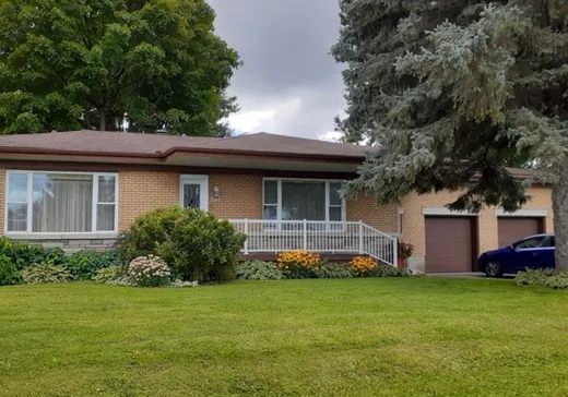 Maison à vendre - 360 Route 132, Sainte-Barbe, J0S 1P0