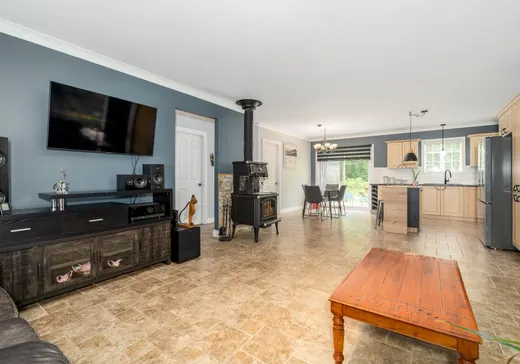 Maison à vendre - 13 Ch. du Lac, Saint-Janvier-de-Joly, G0S 1M0