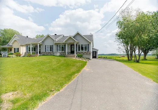 Maison à vendre - 1320 Ch. du Chenal-du-Moine, Ste-Anne-De-Sorel, J3P 5N3