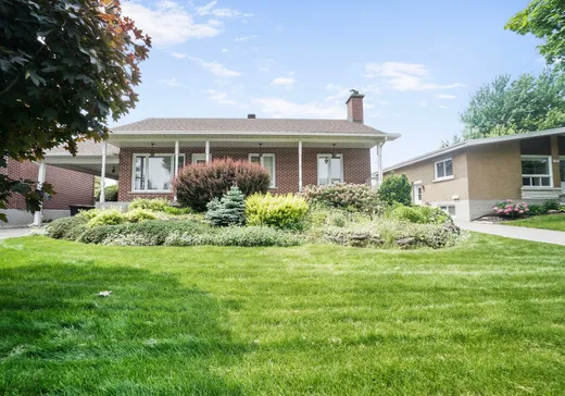 Two or more stories for sale - 11825 Av. Rigaud, Saint-Hyacinthe, J2T4K9