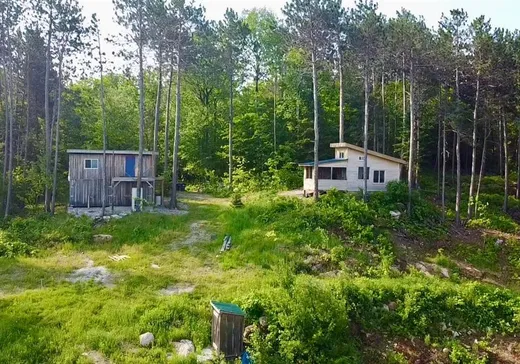 Maison à vendre - 17-19 Ch. de la Falaise, Gatineau, J0X 1Z0