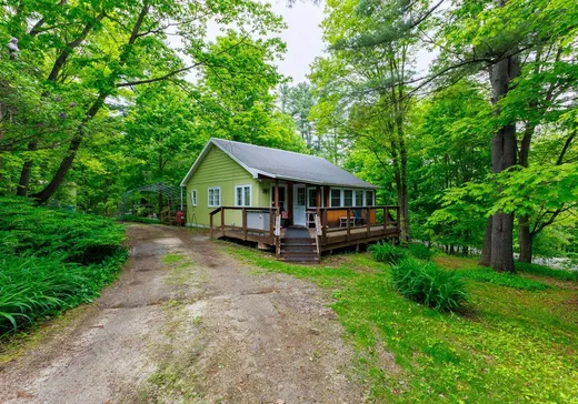 Bungalow for sale - 916 Route 105, Wakefield, J9B1P3