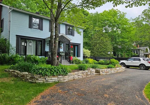 Maison à étages à vendre - 377 Av. du Parc, Sherbrooke, J1N3M9
