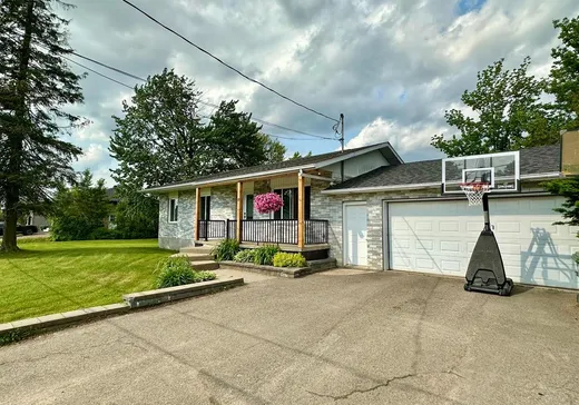 Maison à vendre - 18 Rue Cadieux, Brownsburg-Chatham, J8G 1N6