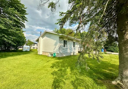 Maison à vendre - 18 Rue Cadieux, Brownsburg-Chatham, J8G 1N6