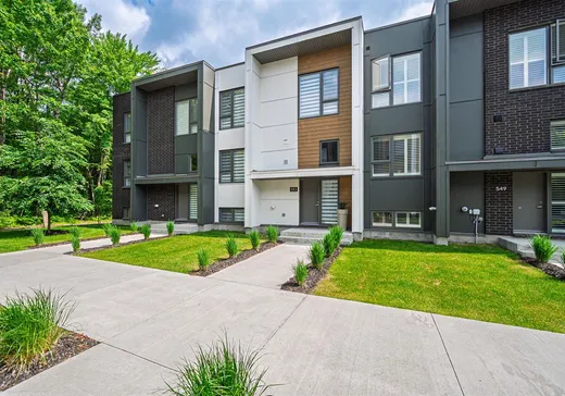 Bungalow à vendre - 551 Rue des Charmettes, Blainville, J7C0Z3