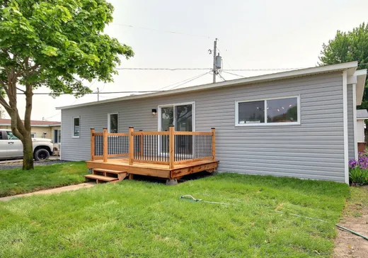 Maison à étages à vendre - 545 La Grande-Caroline, Saint-Césaire, J0L1M0