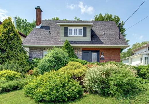 Maison à étages à vendre - 72 Rue Guillerm, Longueuil, J4G1K9