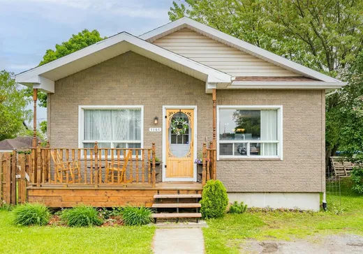 Bungalow for sale - 1161 Av. de la Montagne E., Val-Belair, G3K1S7