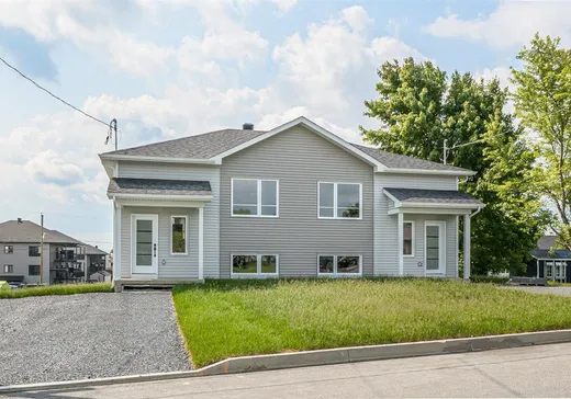 Bungalow à vendre - 55 Rue St-Pierre, East Angus, J0B1R0