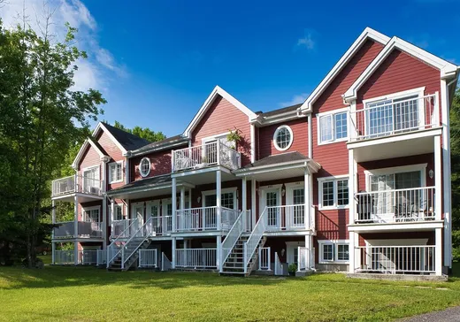 Condo à vendre - 112 Rue de Laviolette, Bromont, J2L1H9