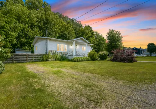 Two or more stories for sale - 432 28e Avenue, Deux-Montagnes, J0N1G1