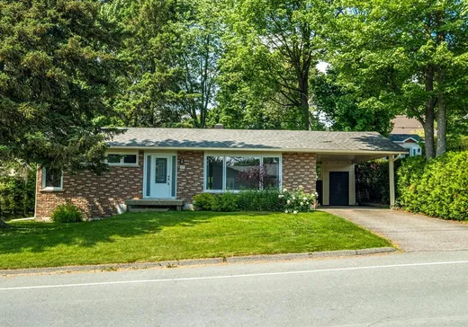 Bungalow à vendre - 437 Rue du Prince-Rupert, Sherbrooke, J1G1Z9