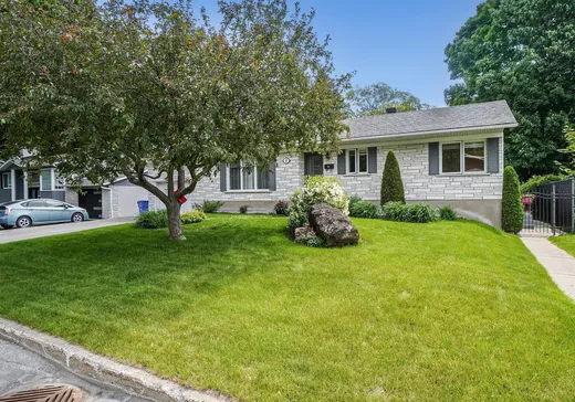 Two or more stories for sale - 8 Rue des Gouverneurs, Repentigny, J6A1N4