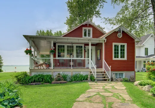 Two or more stories for sale - 280 Ch. McIver, Saint-Sauveur, J0R1R0
