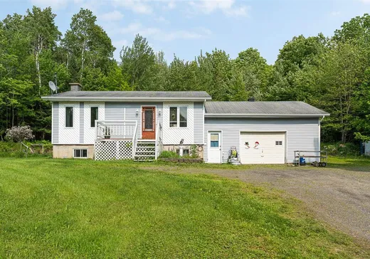 Maison à vendre - 54 Ch. Millington, Saint-Augustin-de-Desmaures, J0B 1B0