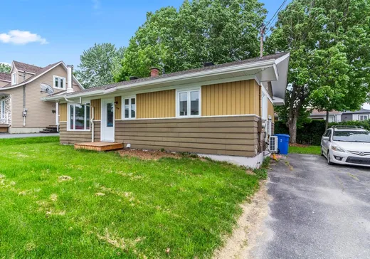 Bungalow à vendre - 730 22e Rue, Saint-Georges, G5Y4P5