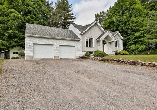 Maison à vendre - 101 Rue du Parthénon, Saint-Colomban, J5K 2P3