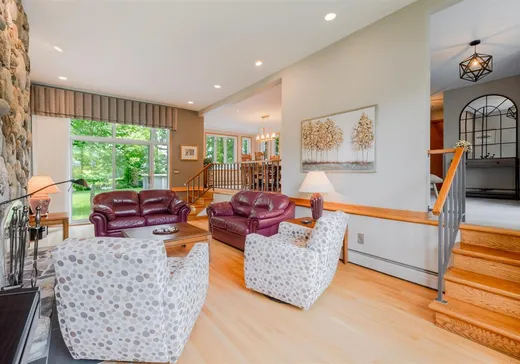 Maison à vendre - 1566 Rue Longchamp, Saint-Bruno-de-Montarville, J1J 1J1