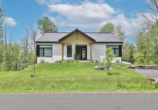 Bungalow for sale - 133 Rue du Héron, Magog, J1X7V5
