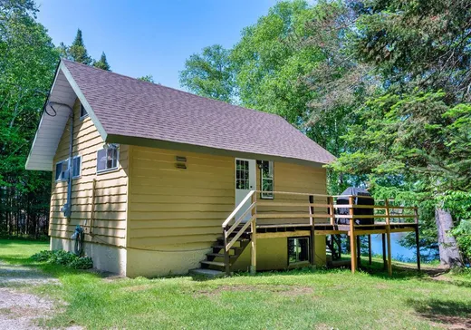 Maison à vendre - 894 Ch. du Lac-Chaud, Labelle, J0T 1R0