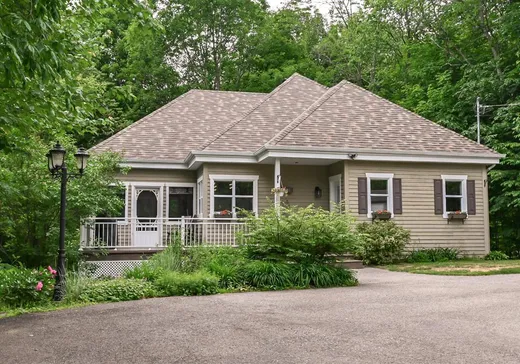 Bungalow à vendre - 105 Rue de la Colline, Sainte-Sophie, J5J0C5