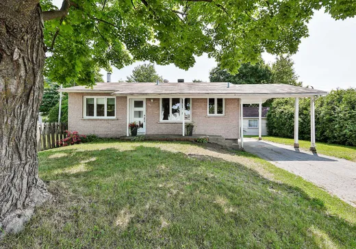 Maison à étages à vendre - 407 Rue Chantal, Lachenaie, J6W3R9